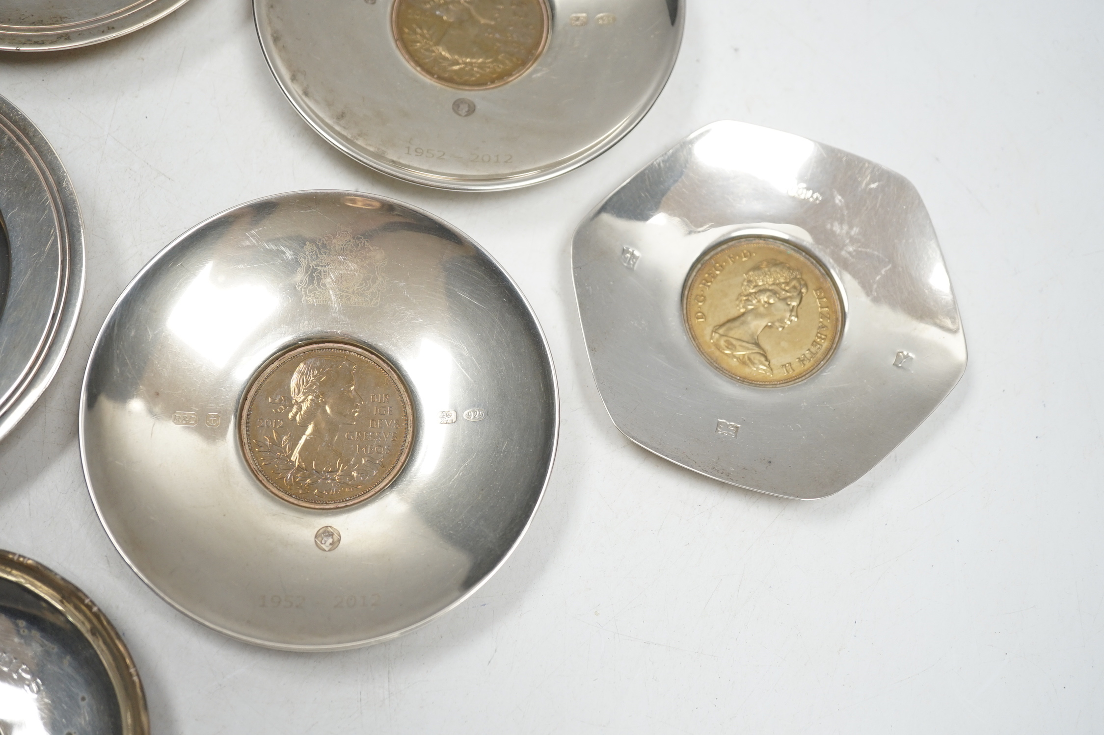 Three pairs of modern silver nut dishes, including armada dishes and commemorative, largest diameter 10.8cm, 18.7oz.
